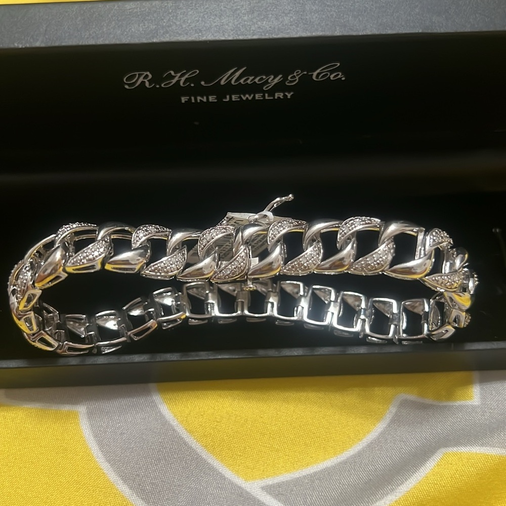 Brand new men’s diamond white gold sterling silver bracelet